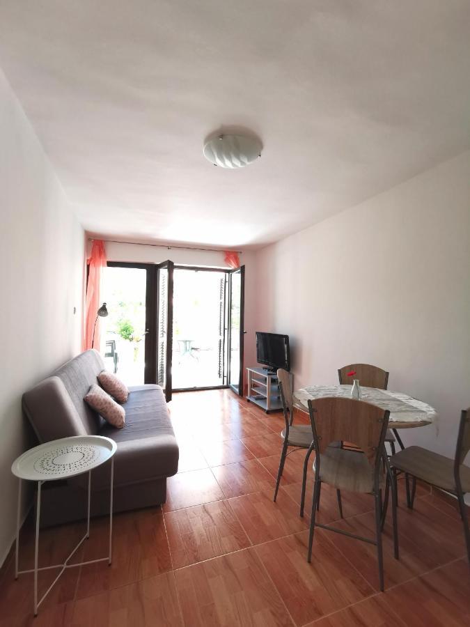 Apartmani Koin Medulin Exterior photo