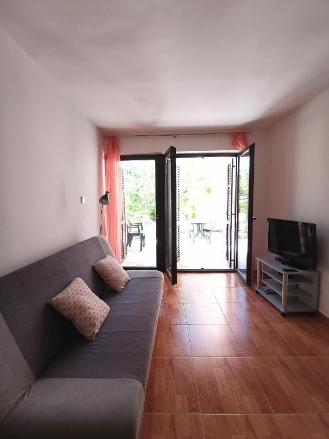 Apartmani Koin Medulin Exterior photo