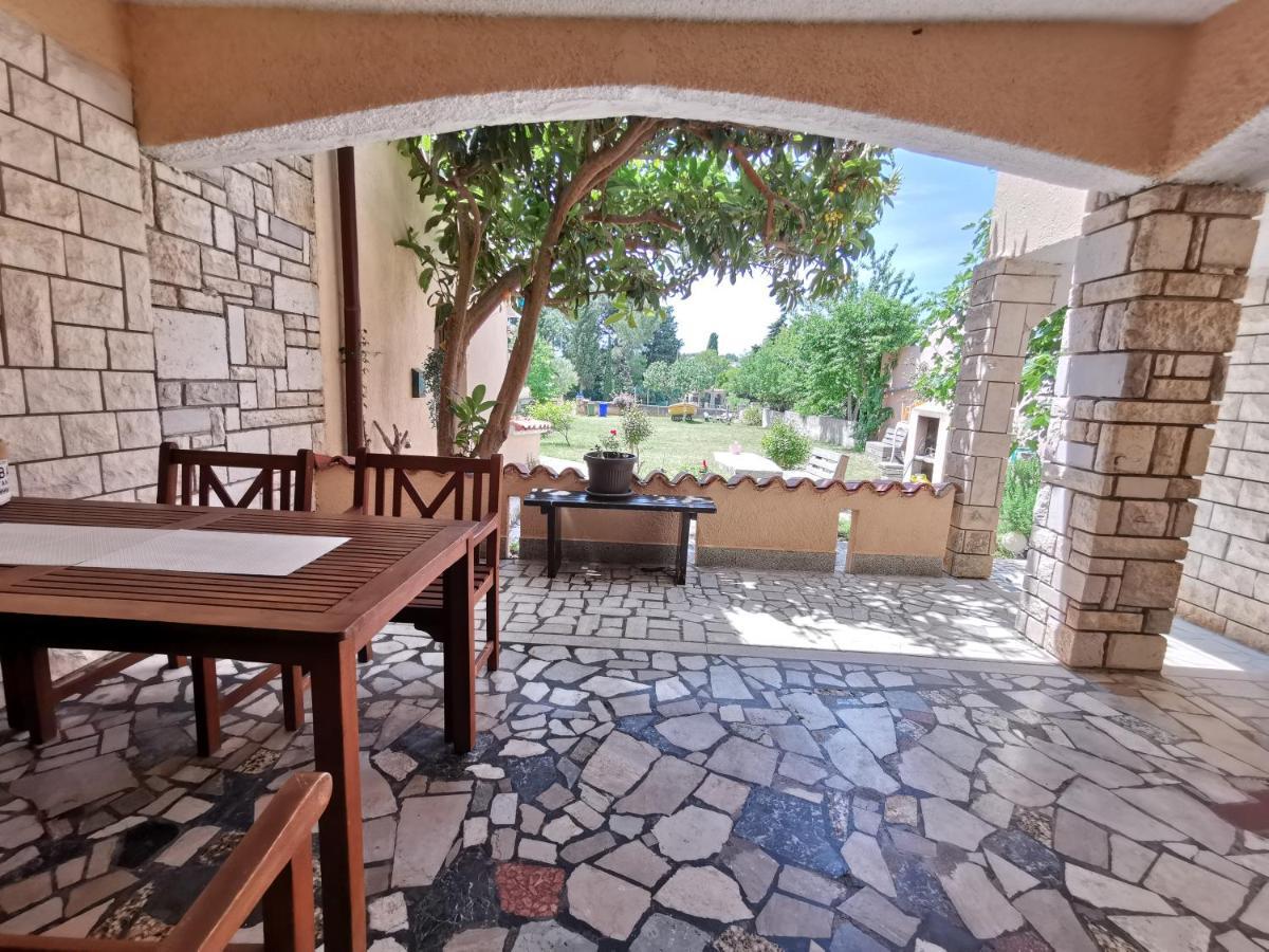 Apartmani Koin Medulin Exterior photo