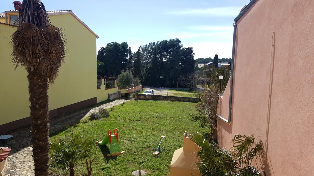 Apartmani Koin Medulin Exterior photo