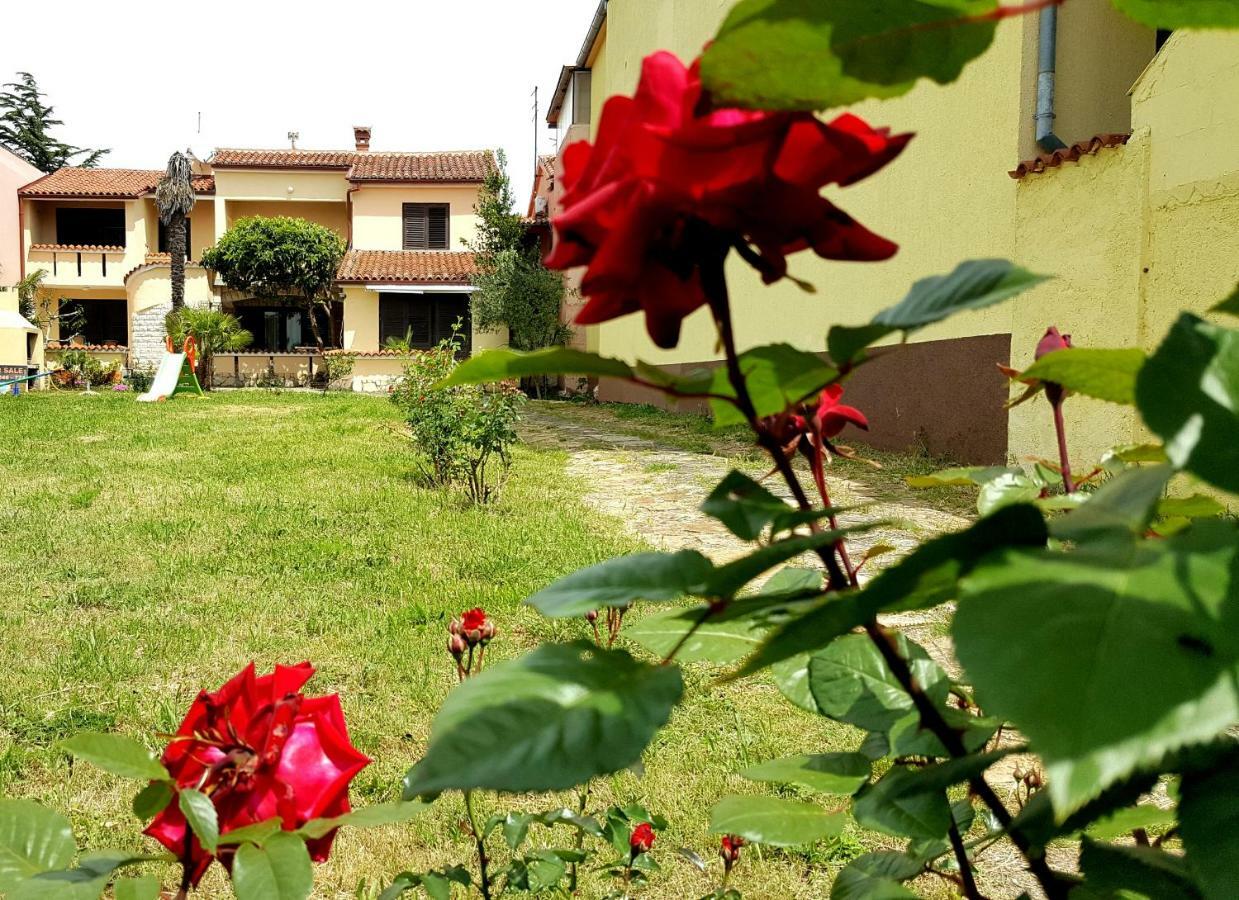 Apartmani Koin Medulin Exterior photo